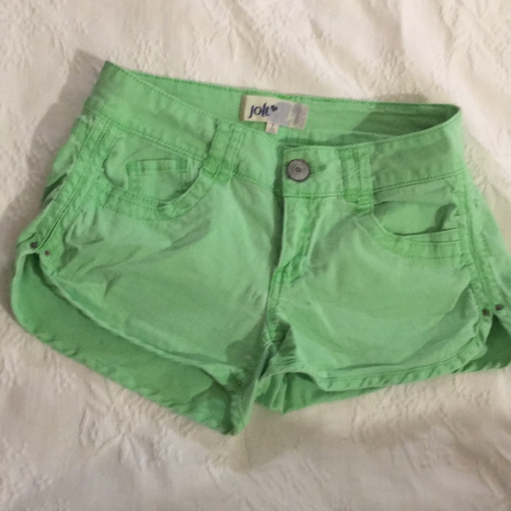 Green shorts.🍀